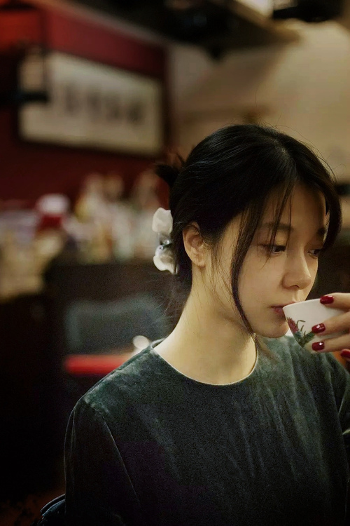 萨默·麦金托什后程加速逆转对手夺金，麦金托什海报