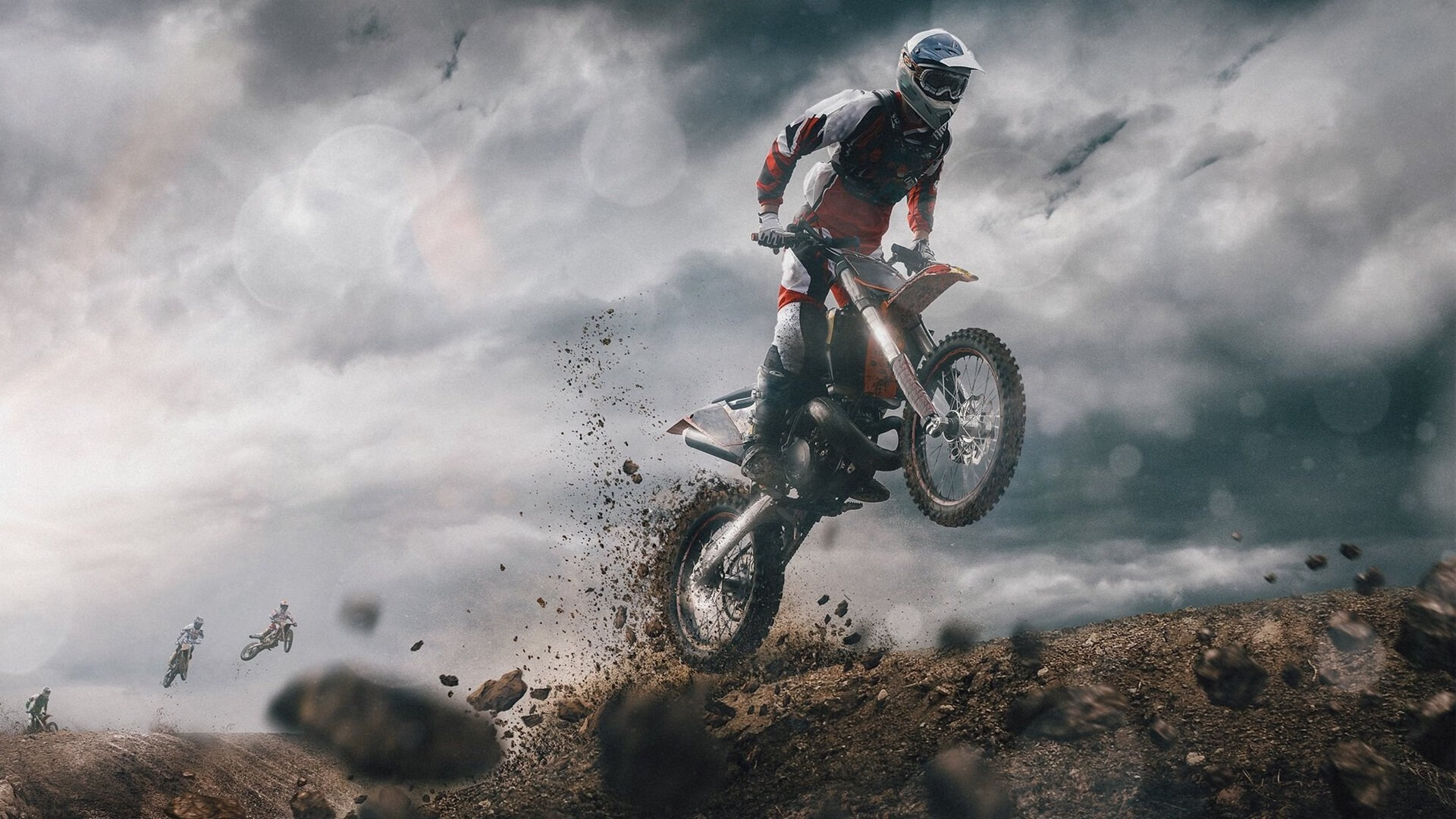 “青少年足球联赛吸引来自全国的数百支代表队”，青少年足球俱乐部联赛